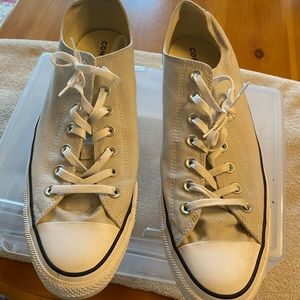 Like New size 16 converse all stars